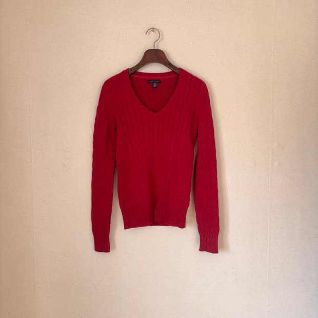 타미힐피거 XS 니트 레드 케이블 정품 슬림 실루엣 볼륨 수입