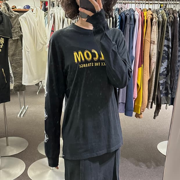 L)Volcom vintage 프린팅 블랙 롱슬리브
