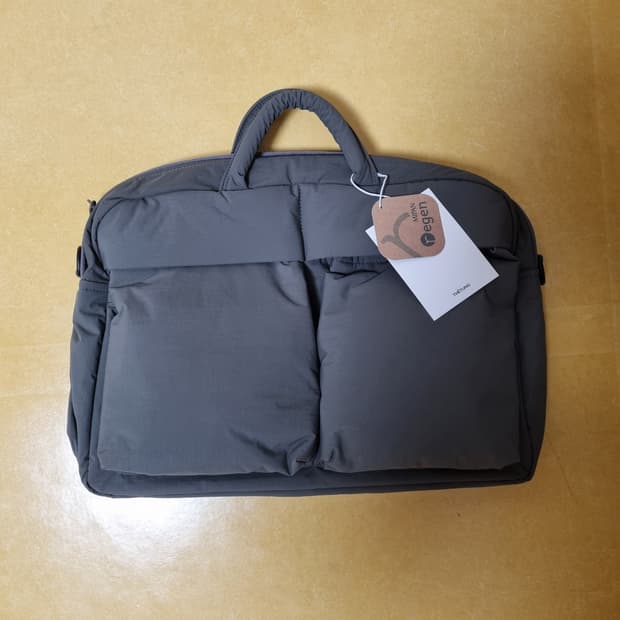 더텅 여백 가방 타우페 새상품