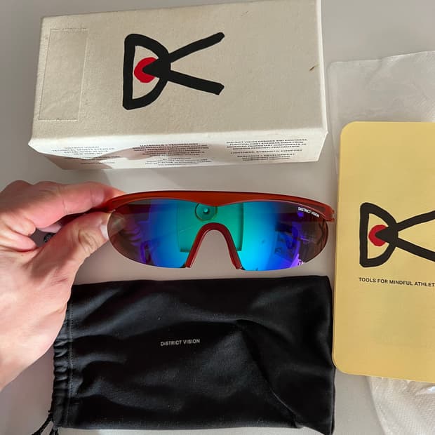 디스트릭트비전 코하루 이클립스 오렌지/블루