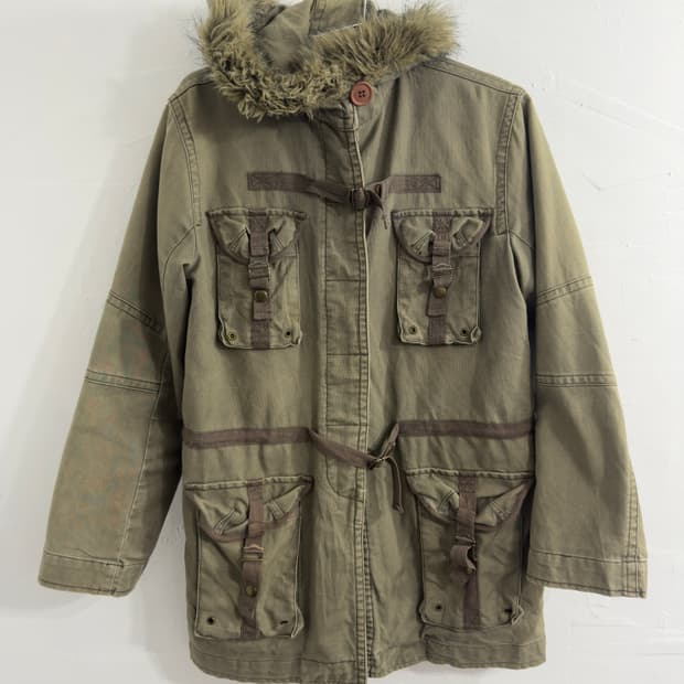 multi pocket grunge fur hood jacket