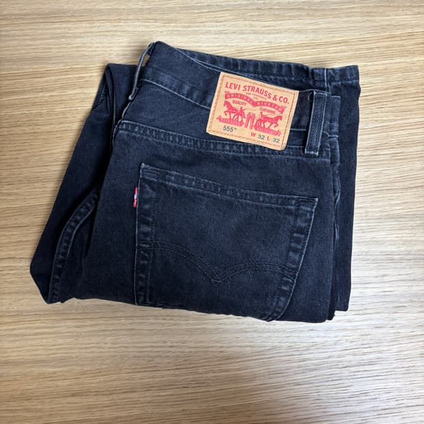 555 32x32 리바이스 릴렉스 스트레이트 블랙 진