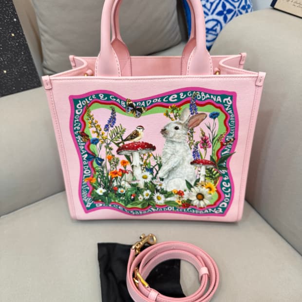 새상품급 돌체앤가바나 토끼 토트 