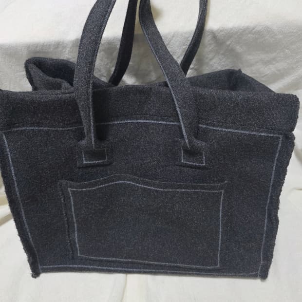 St. John Blue Label 세인트존 블루라벨 니트 토트백 차콜