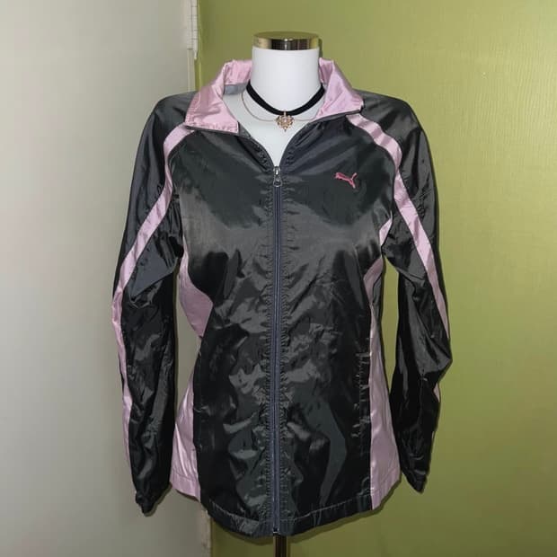 푸마 바람막이