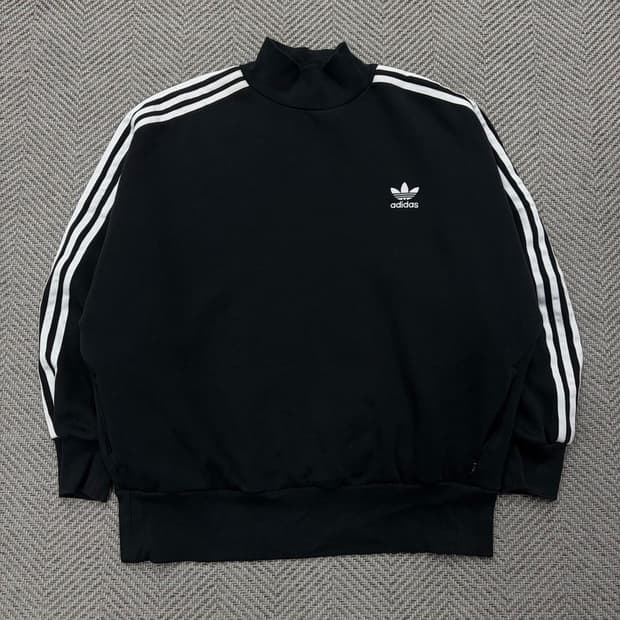 아디다스 터틀넥 로고 맨투맨 v2784