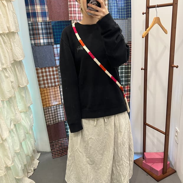 스투시 베이직 블랙 맨투맨 