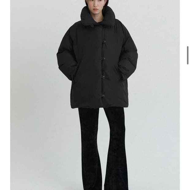 스프링크로커스 덕다운 하프코트 블랙