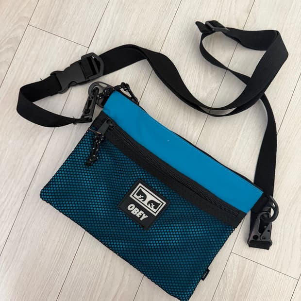 오베이 메쉬크로스백