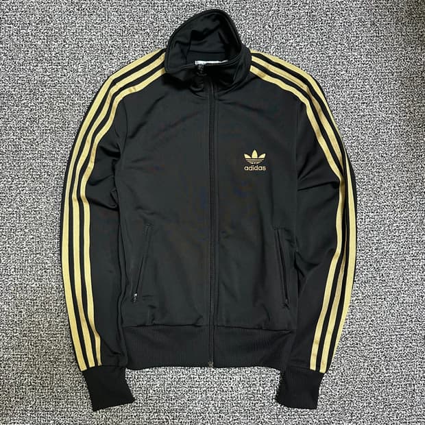 (85) 아디다스 퍼이어버드 백로고 검골 골드 져지