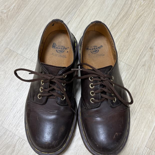 Dr Martens 1561  Brown