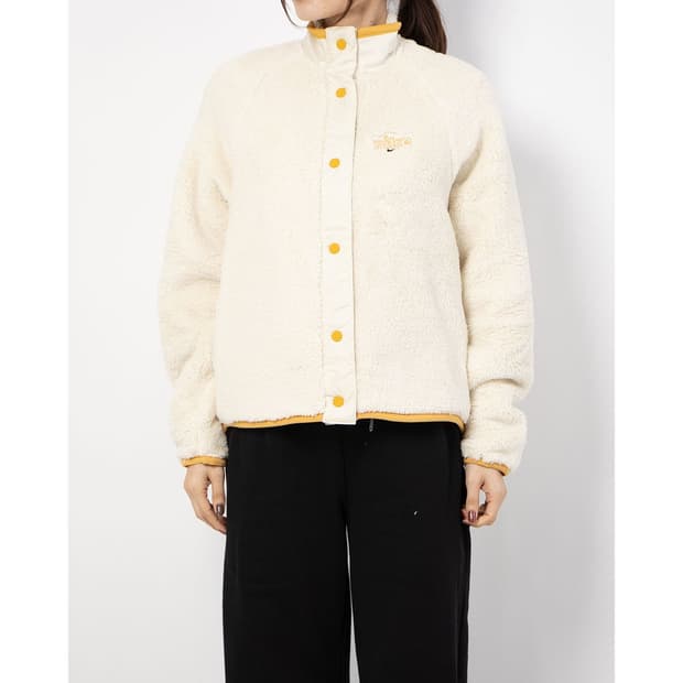 나이키 아이보리 뽀글이 플리스 자켓 
