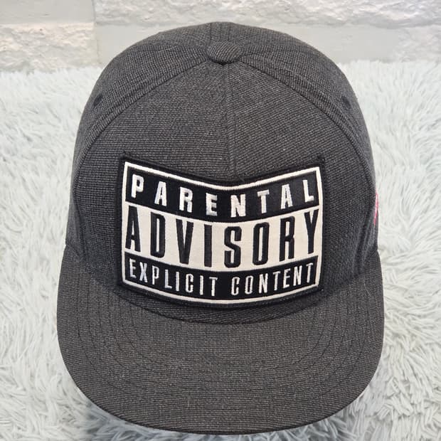 L1-2:프리미어 패러딕토리 어드바이저리 스냅백55-61cm-상태굿