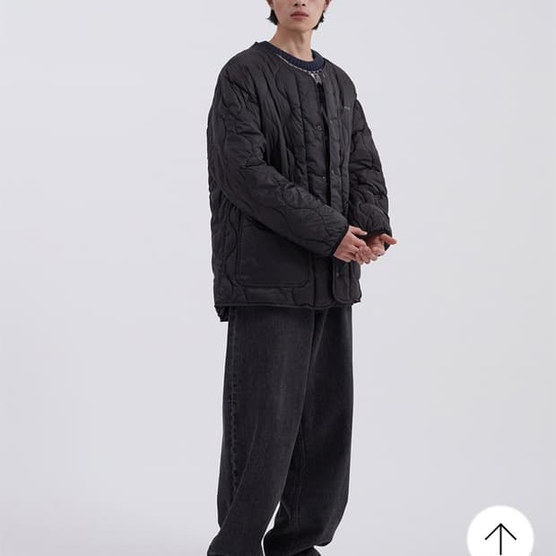 커버낫의 미드 퀼팅 자켓 블랙 색상 스몰