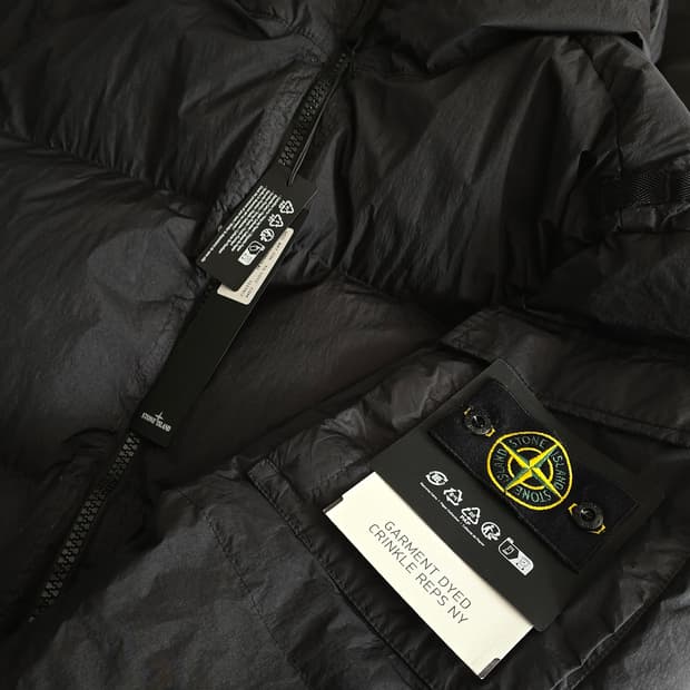 스톤아일랜드 40522 크링클랩스 후드 패딩 블랙