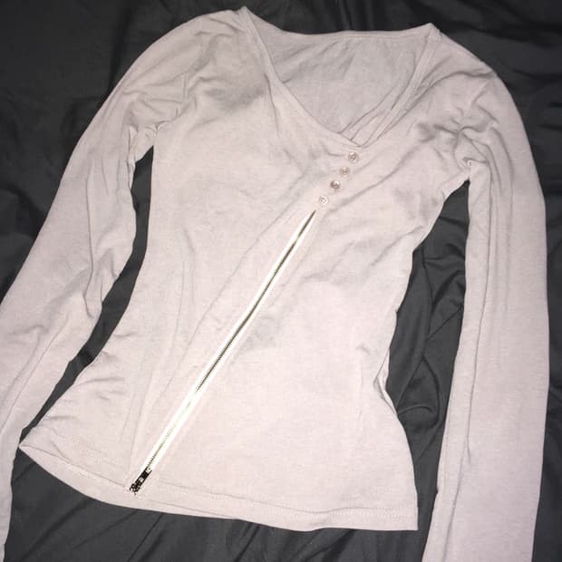 사선 버튼 시스루티