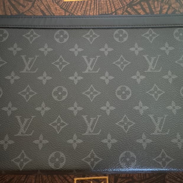 루이비통 클러치