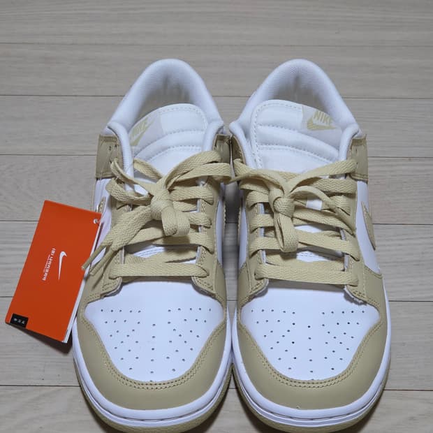 나이키 덩크로우 팀 골드앤화이트 / 화이트베이지 250