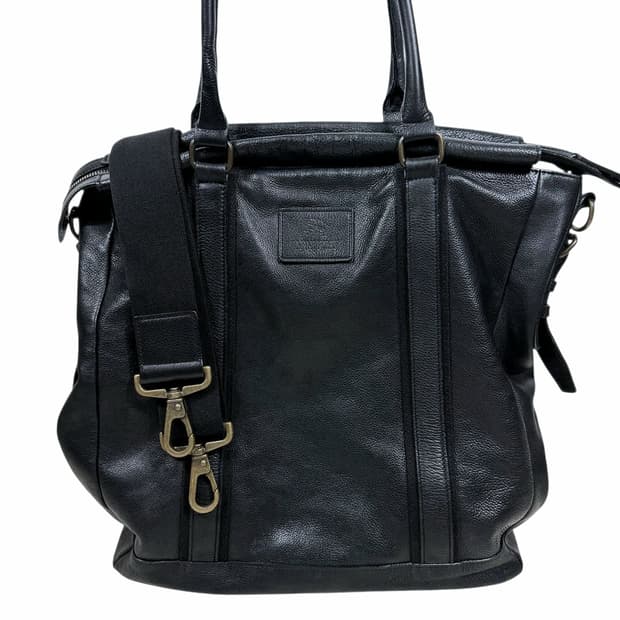 버버리 런던 카프스킨 토트백