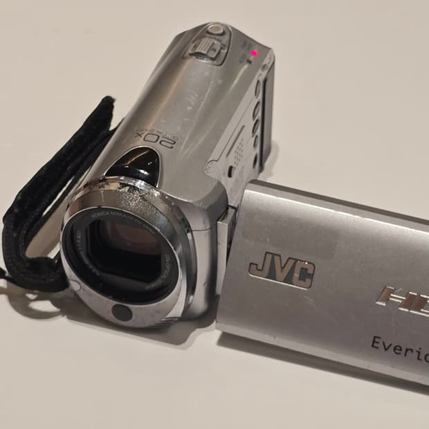 캠코더 디카 빈티지 JVC GZ-HM240-S / 작례있음