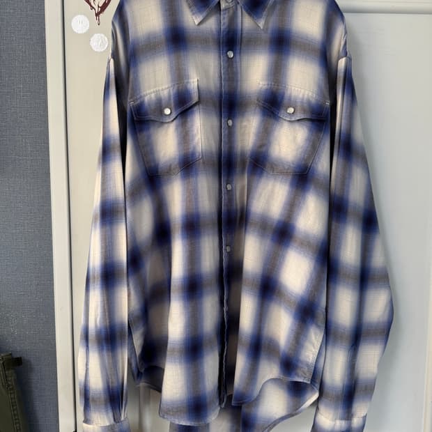 블라인드파일즈 옴브레 블루 셔츠