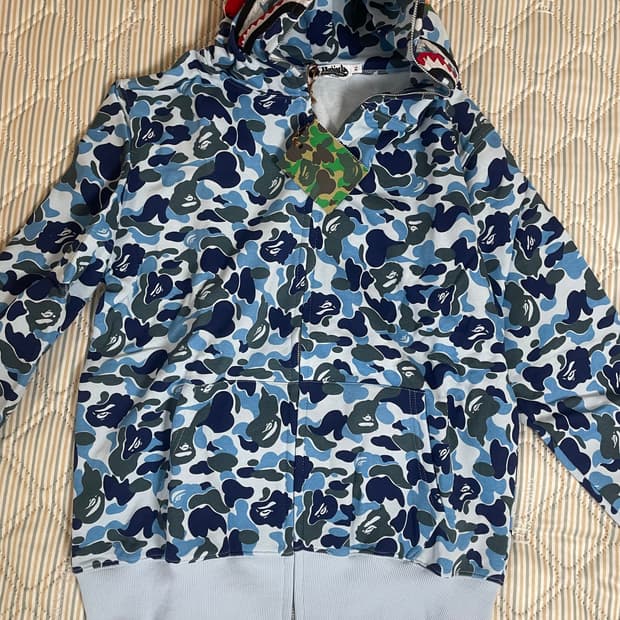 베이프 샤크 후드집업 새상품 xl