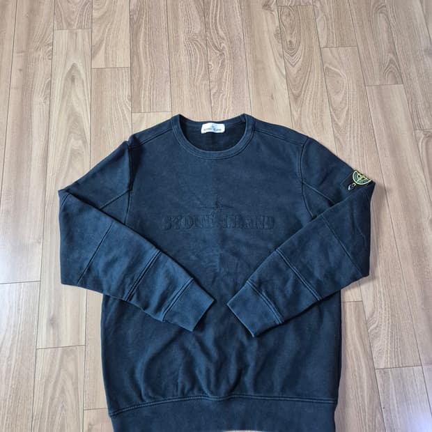 스톤아일랜드 와펜 로고 맨투맨 L