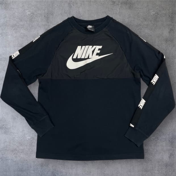 나이키 Nike 블랙 NSW 하이브리드 롱슬리브 긴팔티셔츠 M