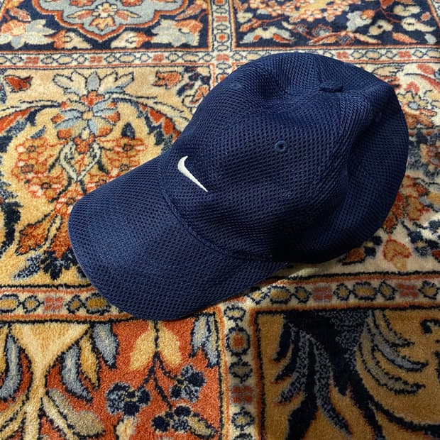 🌊00s Nike swoosh navy mesh cap