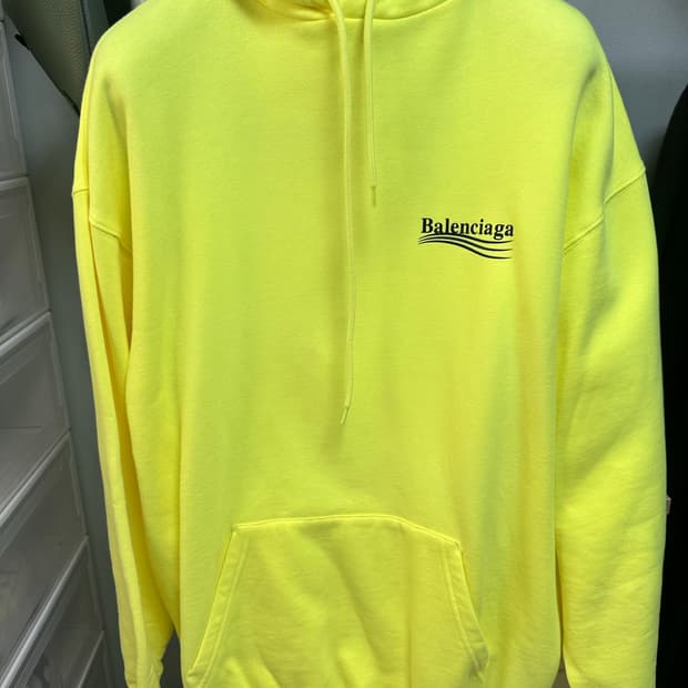 발렌시아가 후드 s 사이즈 1회착