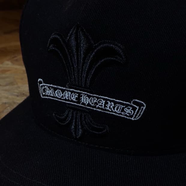 Chrome Hearts Trucker 크롬하츠 플레어 자수 볼캡(백화저