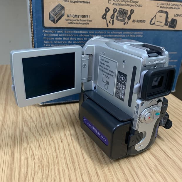 소니 빈티지 캠코더 DCR-PC101 박스 풀구성