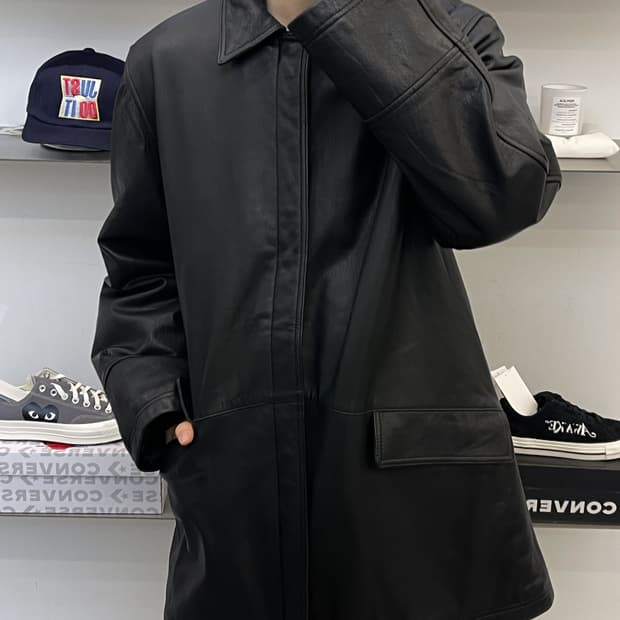 베르사체 스포츠 메두사 로고 카우 레더