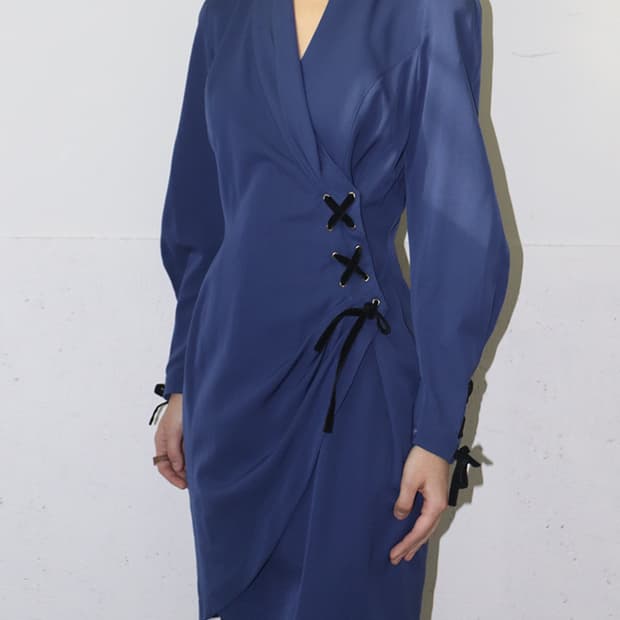 티에리 뮈글러 80s 리본 디테일 패디드 숄더 원피스