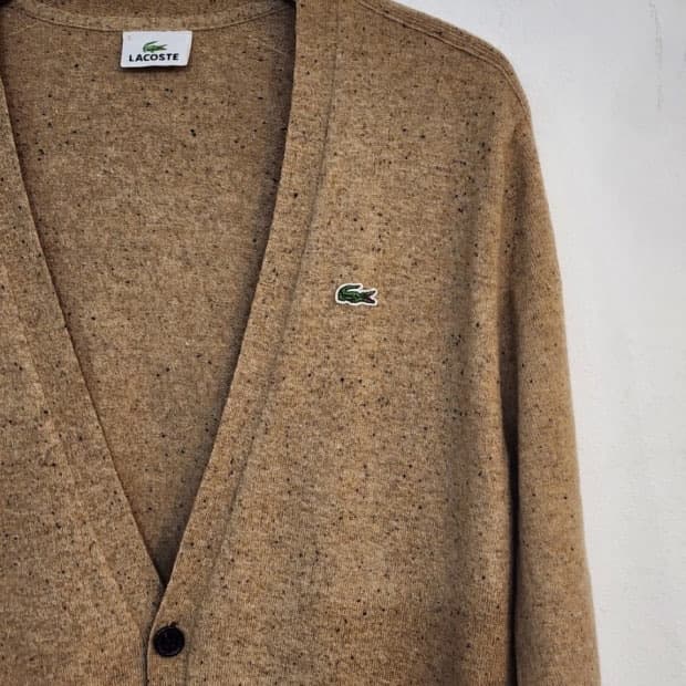 라코스테 베이지 울 가디건 105