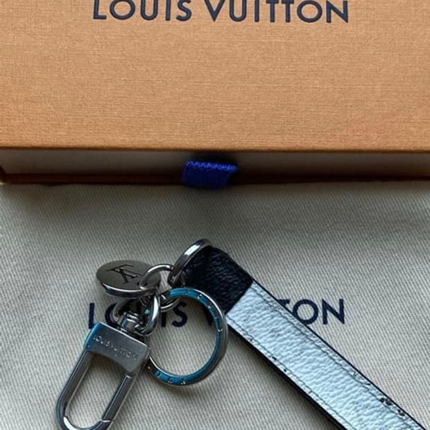 [정품] 루이비통 이클립스 레더 화이트 키링 풀구성품 