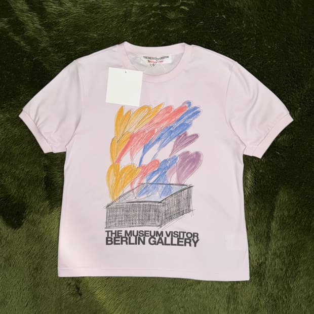 [M] The Museum Visitor 더뮤지엄비지터 베를린 티셔츠
