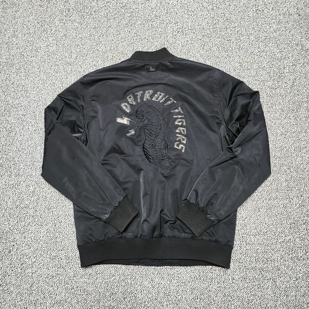[100] MLB 디트로이트 타이거즈 패치 야구점퍼 (1171)