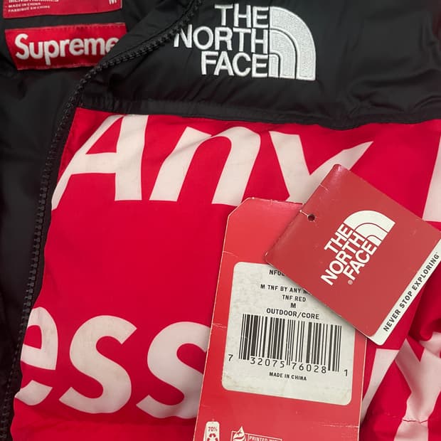 슈프림 노스페이스 15fw 레터링 눕시 레드