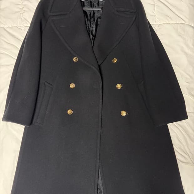 지방시 금장 더블버튼 오버핏 코트 46