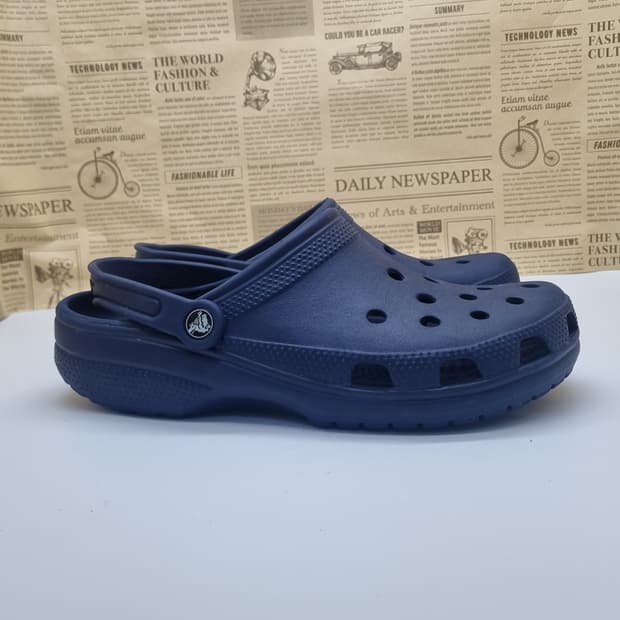 크록스 클래식 클로그 네이비 M9 265