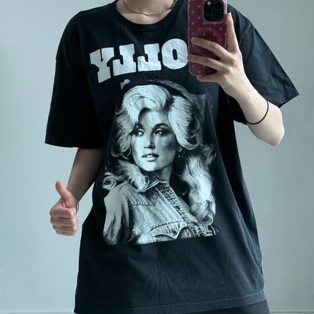 Dolly parton 블랙 반팔티