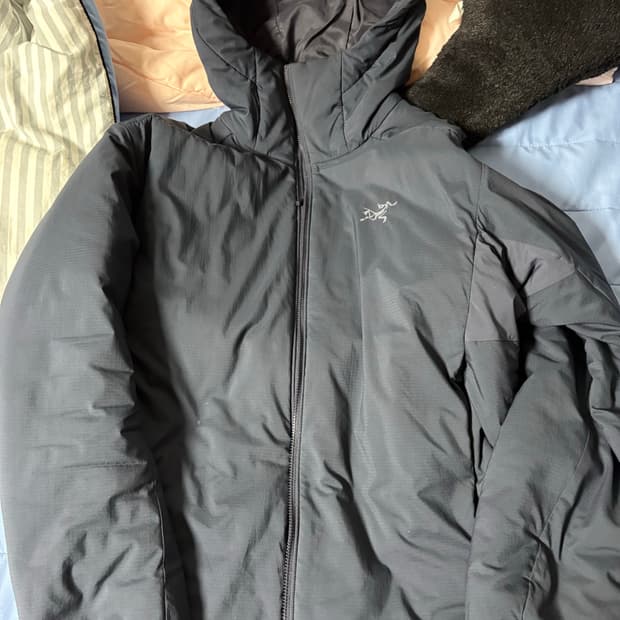 아크테릭스 아톰 헤비웨이트 m 블랙 사파이어