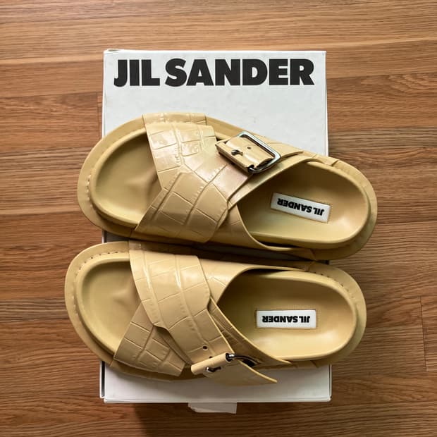 JIL SANDER 질샌더 레더 샌들