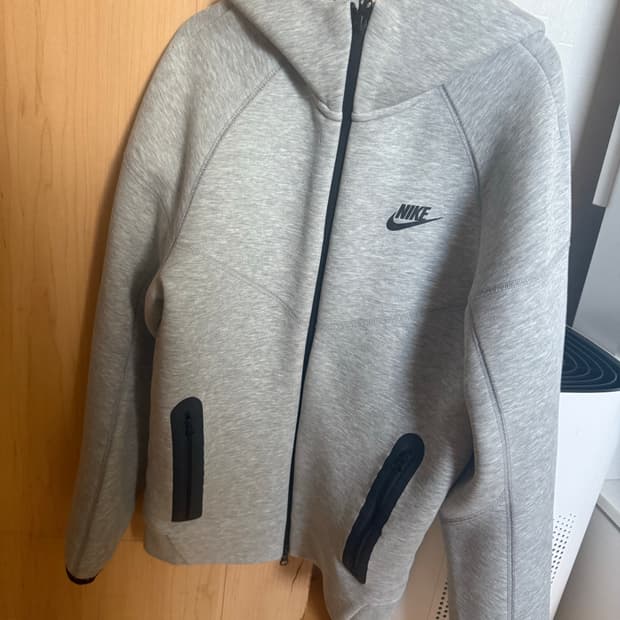 나이키 테크팩 후드집업 팝니다