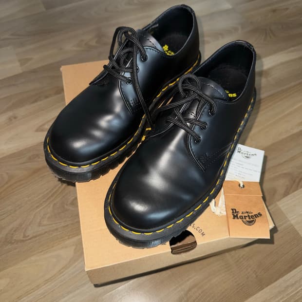 닥터마틴 1461 벡스 스무스 240