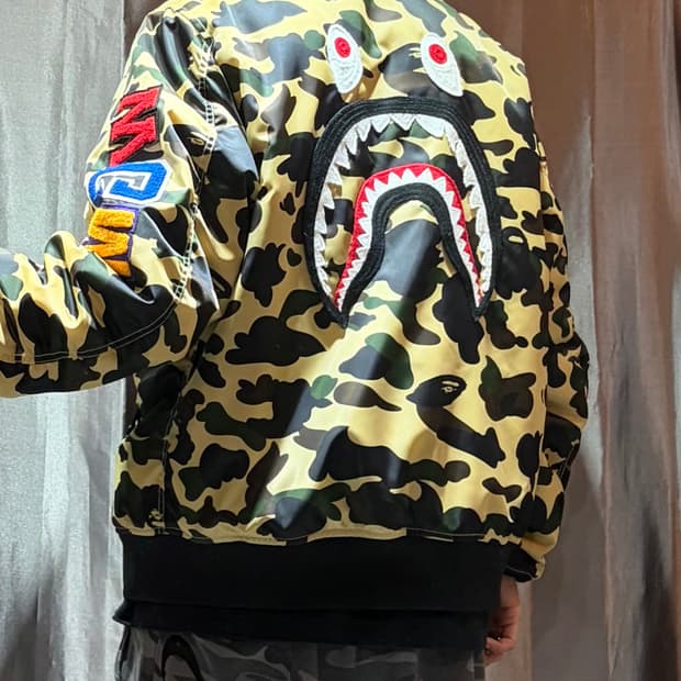 L BAPE 베이프 황계 WGM 샤크 빅로고 MA-1