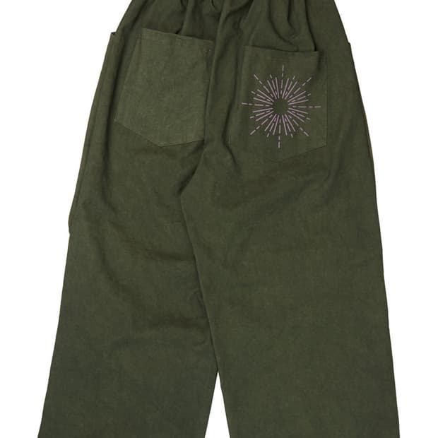 [런츠] SPARKLE PIGMENT GRAPHIC PANTS 카키색상