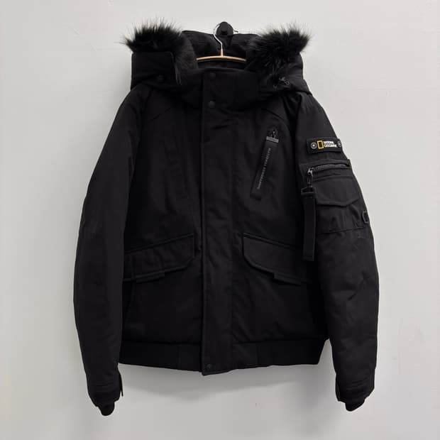 내셔널지오그래픽 타루가 덕다운 패딩 점퍼 블랙