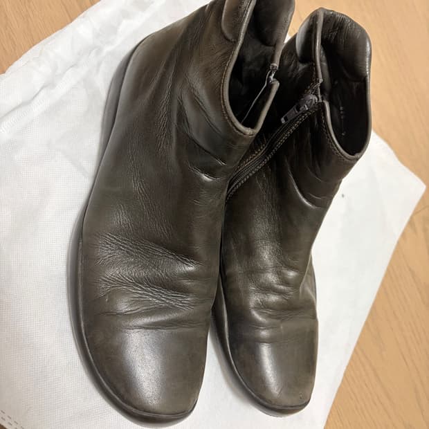 프라다 스포츠 부츠